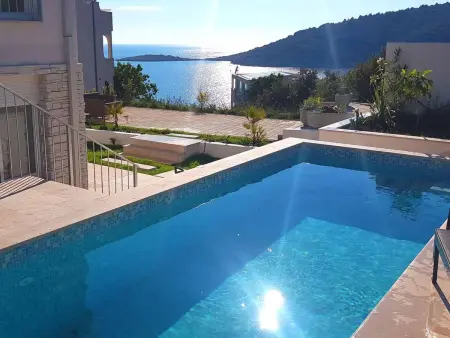 Schöne Villa Stella mit Meerblick und beheiztem Pool - Photo 3