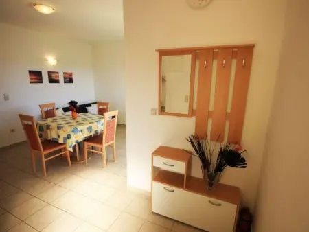 Marino, Appartement 2 personnes à Vinišće - Photo 5
