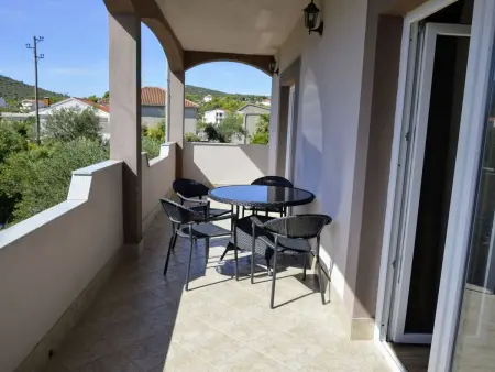 Schöne Wohnung in Strandnähe, Appartement 4 personnes à Vinišće - Photo 1