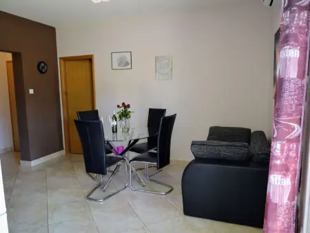 Schöne Wohnung in Strandnähe, Appartement 4 personnes à Vinišće - Photo 17