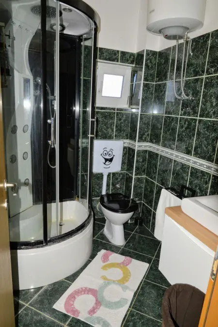 Schöne Wohnung in Strandnähe, Appartement 4 personnes à Vinišće - Photo 28