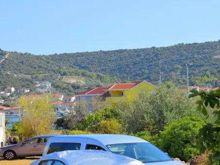 Wohnung in Vinišće mit privatem Parkplatz, Appartement 6 personnes à Vinišće - Photo 4