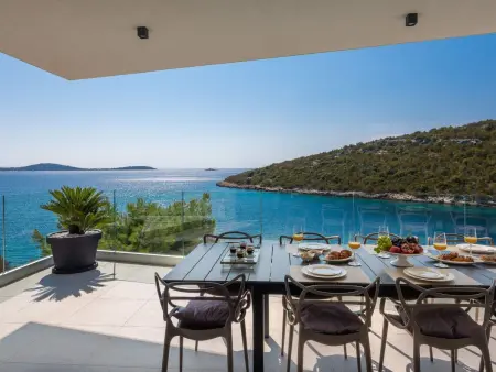 Haus in Vinišće mit Außenterrasse, Maison 8 personnes à Vinišće - Photo 16