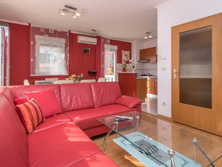Ferienvilla direkt am Strand, Maison 9 personnes à Trogir - Photo 2