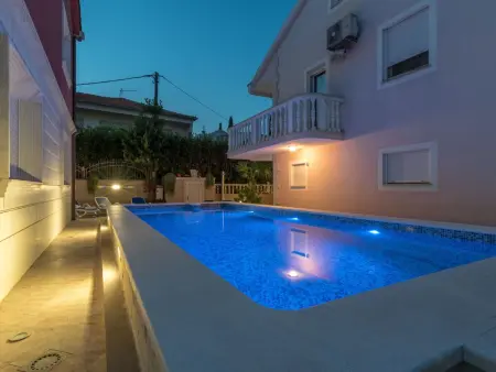 Ferienvilla direkt am Strand, Maison 9 personnes à Trogir - Photo 44