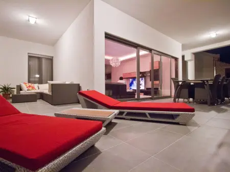 Charmantes Ferienhaus mit grünem Garten, Maison 22 personnes à Podstrana - Photo 21