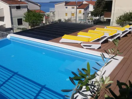 Charmantes Ferienhaus mit grünem Garten, Maison 22 personnes à Podstrana - Photo 39