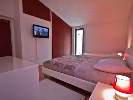 Charmantes Ferienhaus mit grünem Garten, Maison 22 personnes à Podstrana - Photo 44