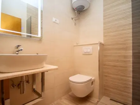 Haus in Stanići mit grünem Garten, Maison 8 personnes à Omiš - Photo 26
