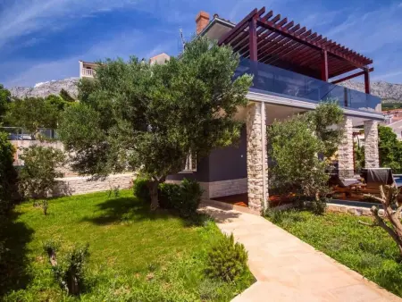 Haus in Stanići mit grünem Garten, Maison 8 personnes à Omiš - Photo 30