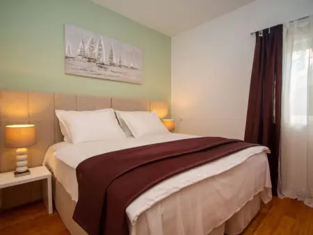Haus in Stanići mit grünem Garten, Maison 8 personnes à Omiš - Photo 33