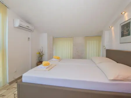 Gemütliche Ferienwohnung mit beheiztem Pool, Appartement 2 personnes à Baška Voda - Photo 4