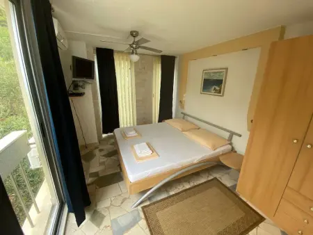 Charmantes Appartement im Pinienwald, Appartement 4 personnes à Baška Voda - Photo 4