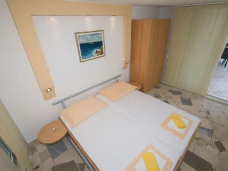 Charmantes Appartement im Pinienwald, Appartement 4 personnes à Baška Voda - Photo 5
