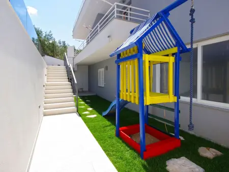 Große Wohnung in Zelenka mit Eigenem Parkplatz, Appartement 4 personnes à Makarska - Photo 3