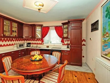 mit Whirlpool, Maison 7 personnes à Imotski - Photo 8