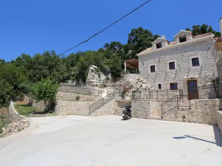 Astonoshing Villa Stone mit beheiztem Pool in Mlini - Photo 4
