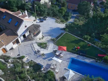 Astonoshing Villa Stone mit beheiztem Pool in Mlini - Photo 37
