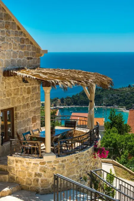 Astonoshing Villa Stone mit beheiztem Pool in Mlini - Photo 44