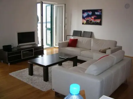 Großes Ferienhaus mit zwei Balkonen, Maison 18 personnes à Dubrovnik Cavtat - Photo 4
