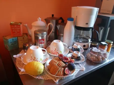 Haus  Badinot  mit privatem Garten und Grill, Maison 4 personnes à Diano d'Alba - Photo 5