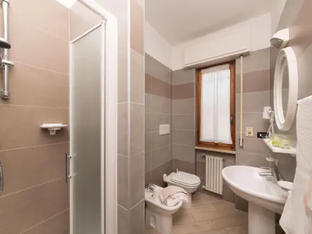 C6, Appartement 5 personnes à Pietra Ligure - Photo 14