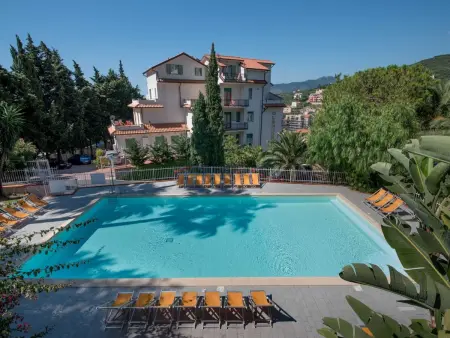 mit Whirlpool, Appartement 4 personnes à Pietra Ligure - Photo 33