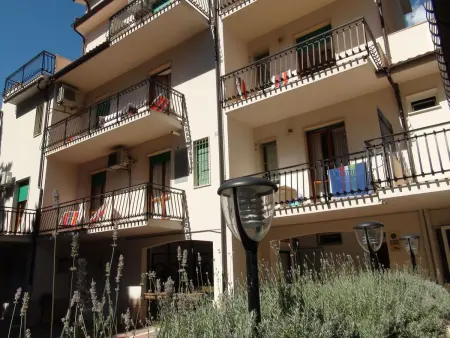 mit Wallbox, Appartement 2 personnes à Pietra Ligure - Photo 4
