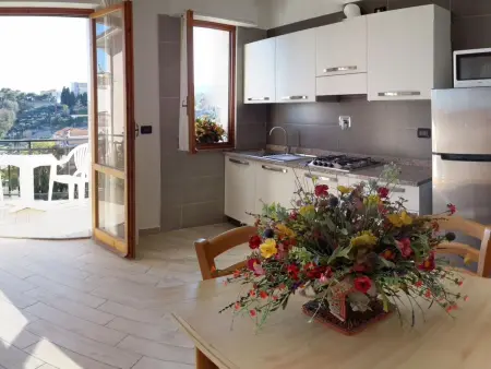 mit Wallbox, Appartement 2 personnes à Pietra Ligure - Photo 29