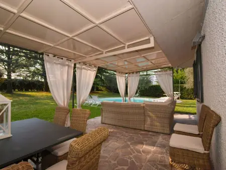 Villa 'Grazia' mit privatem Garten und Grill, Maison 9 personnes à Manerba - Photo 3
