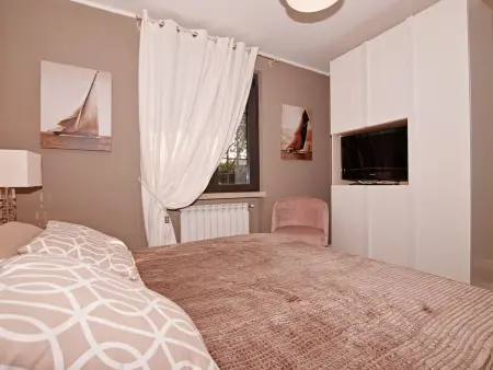 Villa 'Grazia' mit privatem Garten und Grill, Maison 9 personnes à Manerba - Photo 13