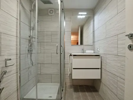 Villa 'Grazia' mit privatem Garten und Grill, Maison 9 personnes à Manerba - Photo 23