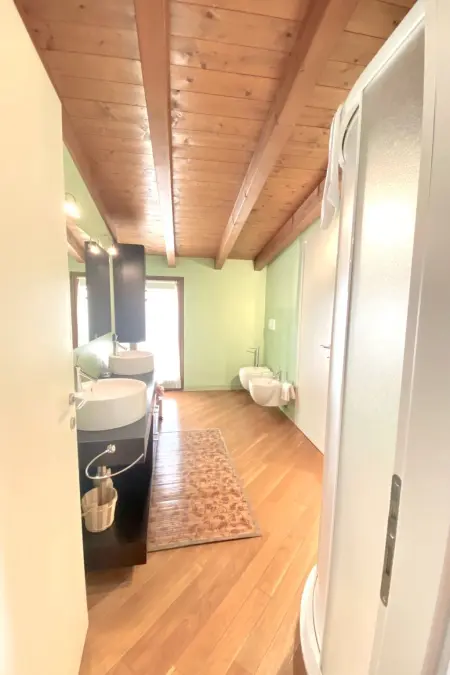 Wohnung mit privatem Garten und schöner Aussicht - Photo 13