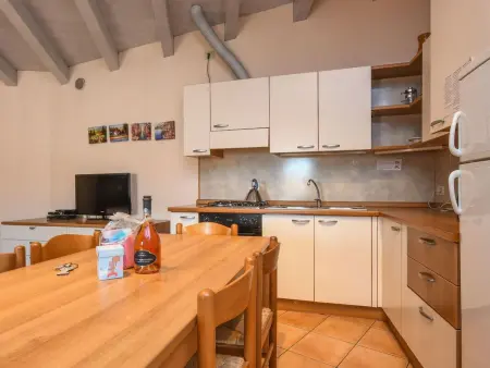 Wohnung mit Balkon, Garten und Seeblick, Appartement 6 personnes à Moniga del Garda - Photo 11