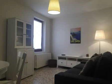 Wohnung mit Wi-Fi, Appartement 4 personnes à Gardone Riviera - Photo 9
