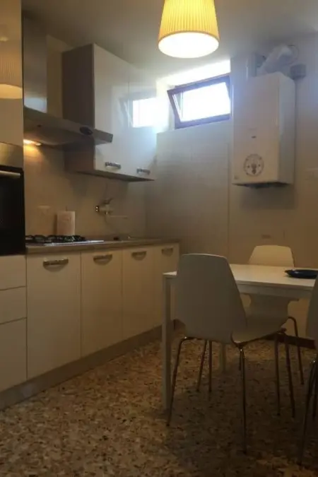 Wohnung mit Wi-Fi, Appartement 4 personnes à Gardone Riviera - Photo 12