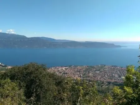 'Ca' due Olivi' mit Terrasse, Maison 12 personnes à Toscolano - Photo 23
