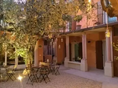 'Ca' due Olivi' mit Terrasse, Maison 12 personnes à Toscolano - Photo 31