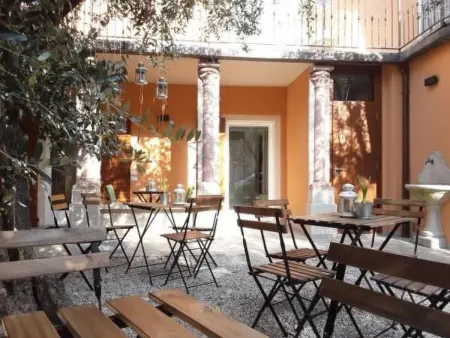 'Ca' due Olivi' mit eigener Terrasse, Appartement 15 personnes à Toscolano - Photo 35