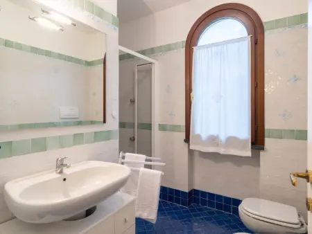 Villa Trabbia, Maison 6 personnes à Cisano sul Neva - Photo 14