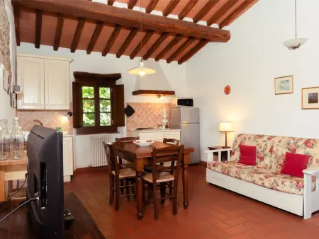 Edoardo' Ferienwohnung mit Pool, Appartement 5 personnes à Bucine - Photo 3