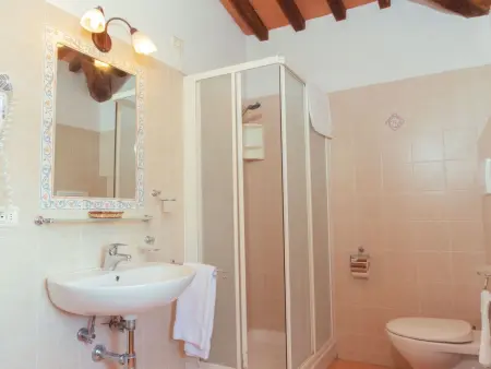 Edoardo' Ferienwohnung mit Pool, Appartement 5 personnes à Bucine - Photo 6