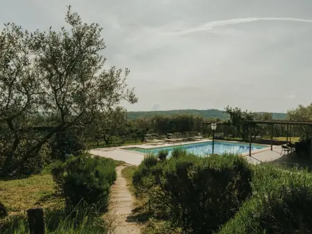 Edoardo' Ferienwohnung mit Pool, Appartement 5 personnes à Bucine - Photo 14