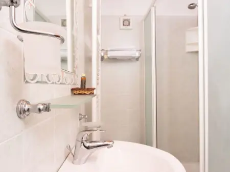 Wohnung 'Caterina' mit Gemeinschaftspool, Appartement 8 personnes à Bucine - Photo 12