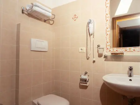 Wohnung 'Caterina' mit Gemeinschaftspool, Appartement 8 personnes à Bucine - Photo 15