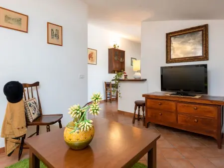 Zweizimmerwohnung für 3 Personen in einem Bauernhaus mit Schwimmbad - Photo 9