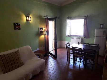 Wohnung in Castiglione Del Lago mit Terrasse, Garten und Grill - Photo 7