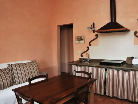 Appartement in Castiglione Del Lago mit Terrasse, gemeinsamem Pool und Garten - Photo 16