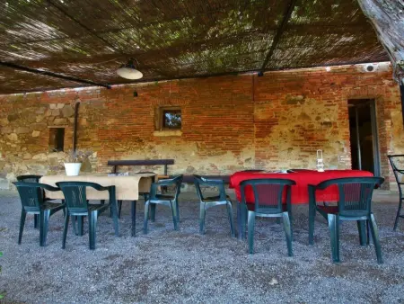 Appartement in Castiglione Del Lago mit Terrasse, gemeinsamem Pool und Garten - Photo 29