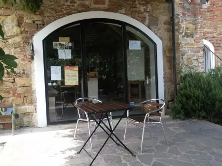 Appartement in Castiglione Del Lago mit Terrasse, gemeinsamem Pool und Garten - Photo 54